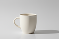 Taza de cerámica - Fondo blanco minimalista